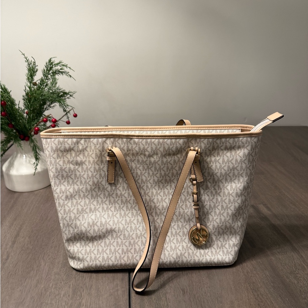 Michael Kors Beige Tote Bag